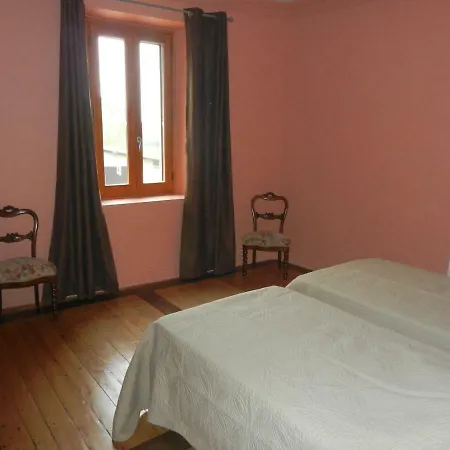 Holiday home Gites-la-riviere 